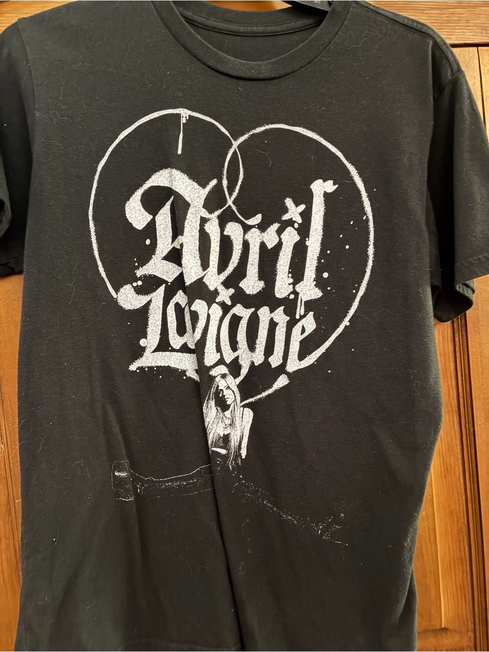 Avril Lavigne Love Sux t shirt